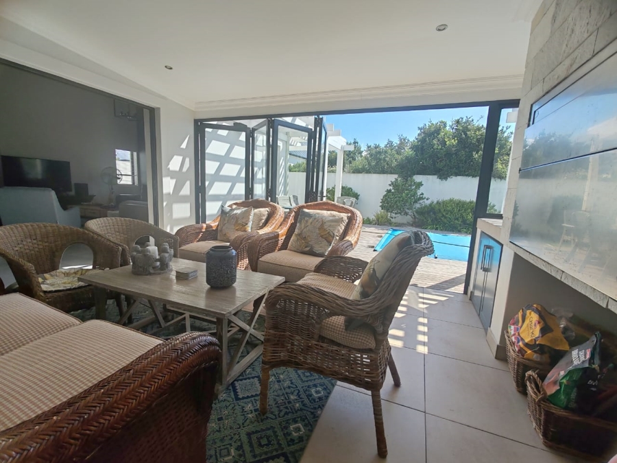 4 Bedroom Property for Sale in St Francis Links Eastern Cape